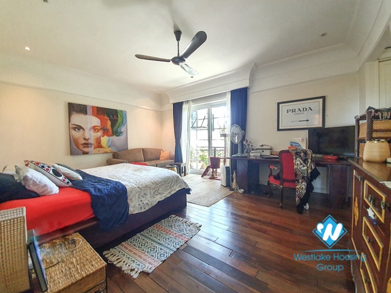 Four-bedroom house near French international school Long Bien.